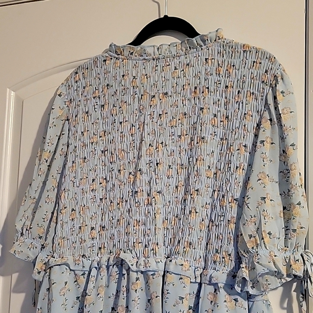 American Bling Blue Floral Lightweight Peplum Blouse 3X NWT - Picture 5 of 12